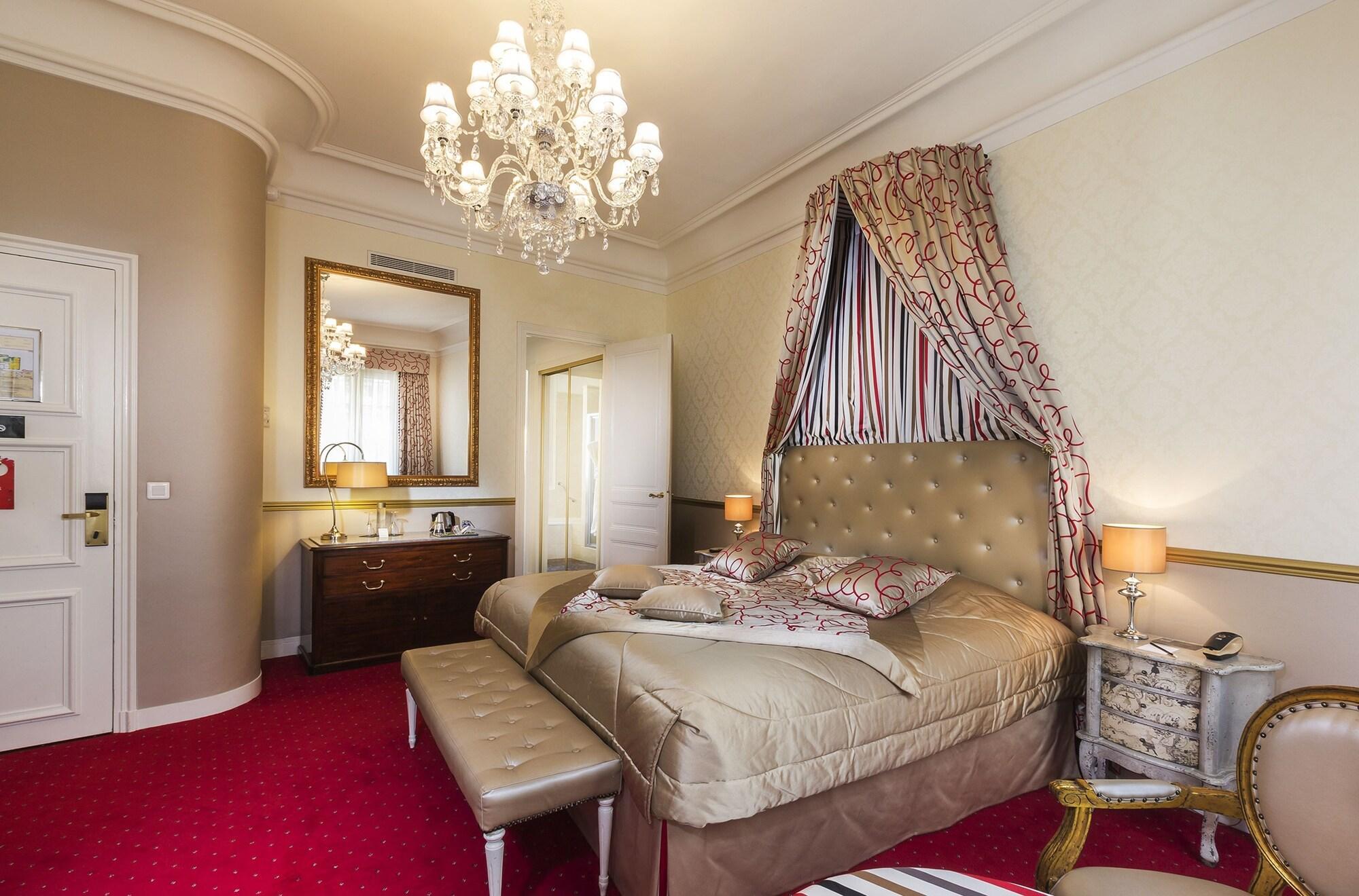 Hotel Claridge Paris Eksteriør bilde